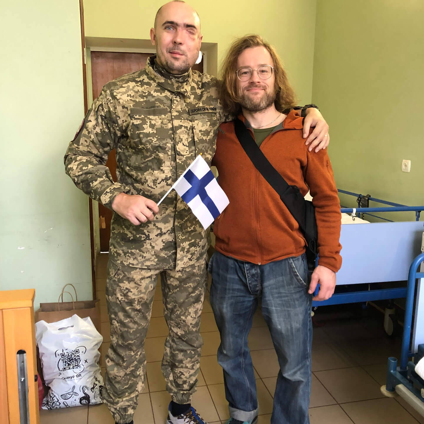 Feeniksin Kilta tukee myös haavoittuneita Ukrainan puolustajia heidän etsiessään kuntoutusmahdollisuuksia.